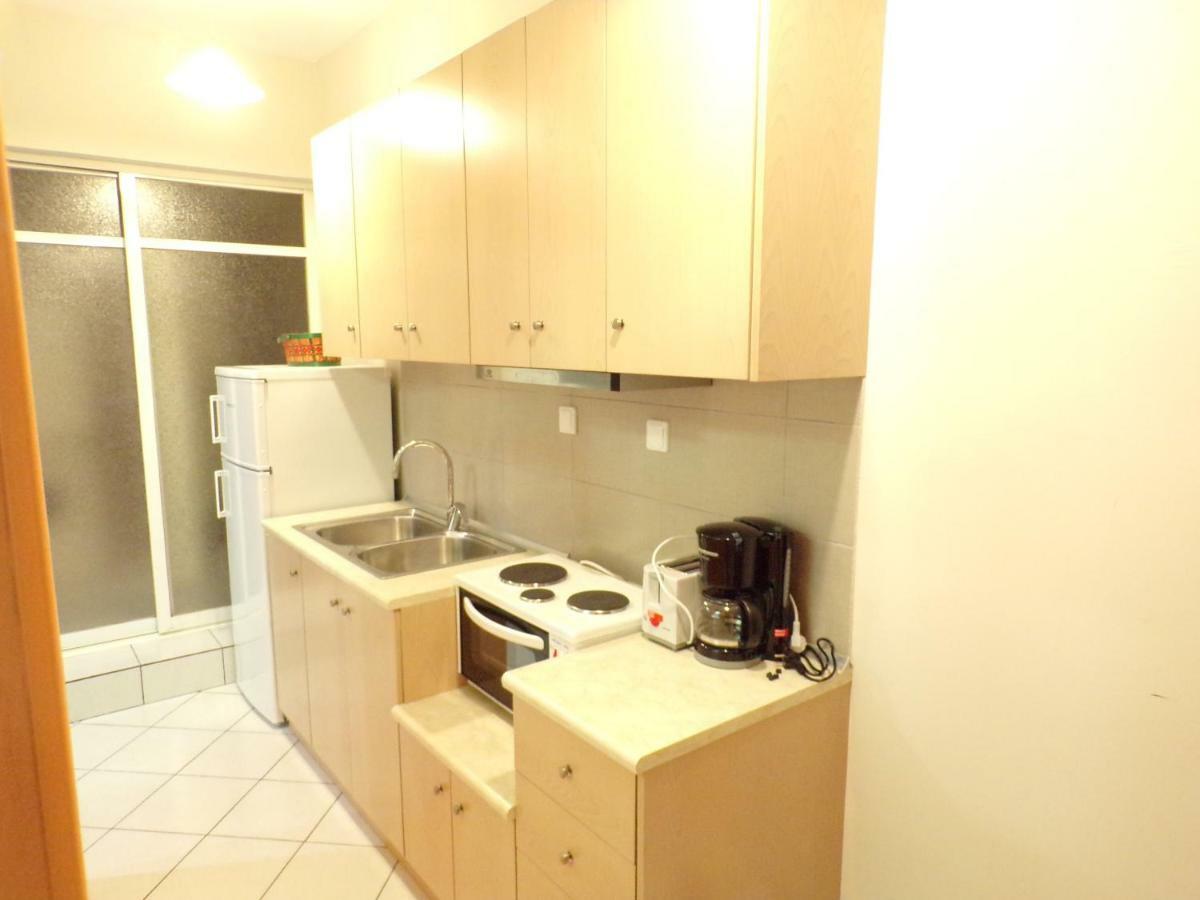 Christine'S Downtown Suites Кавала Екстер'єр фото