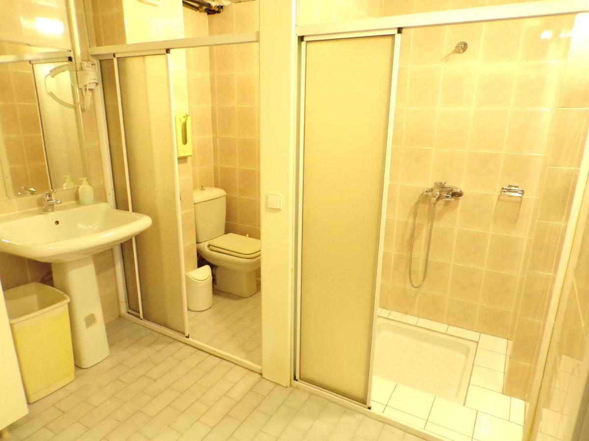 Christine'S Downtown Suites Кавала Екстер'єр фото
