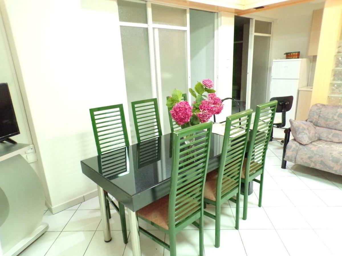 Christine'S Downtown Suites Кавала Екстер'єр фото